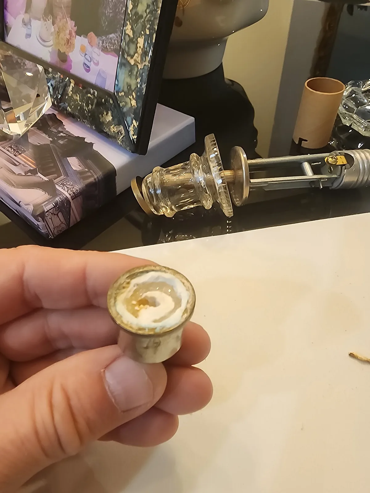 Chandelier cleaning and polishing service in Atlanta